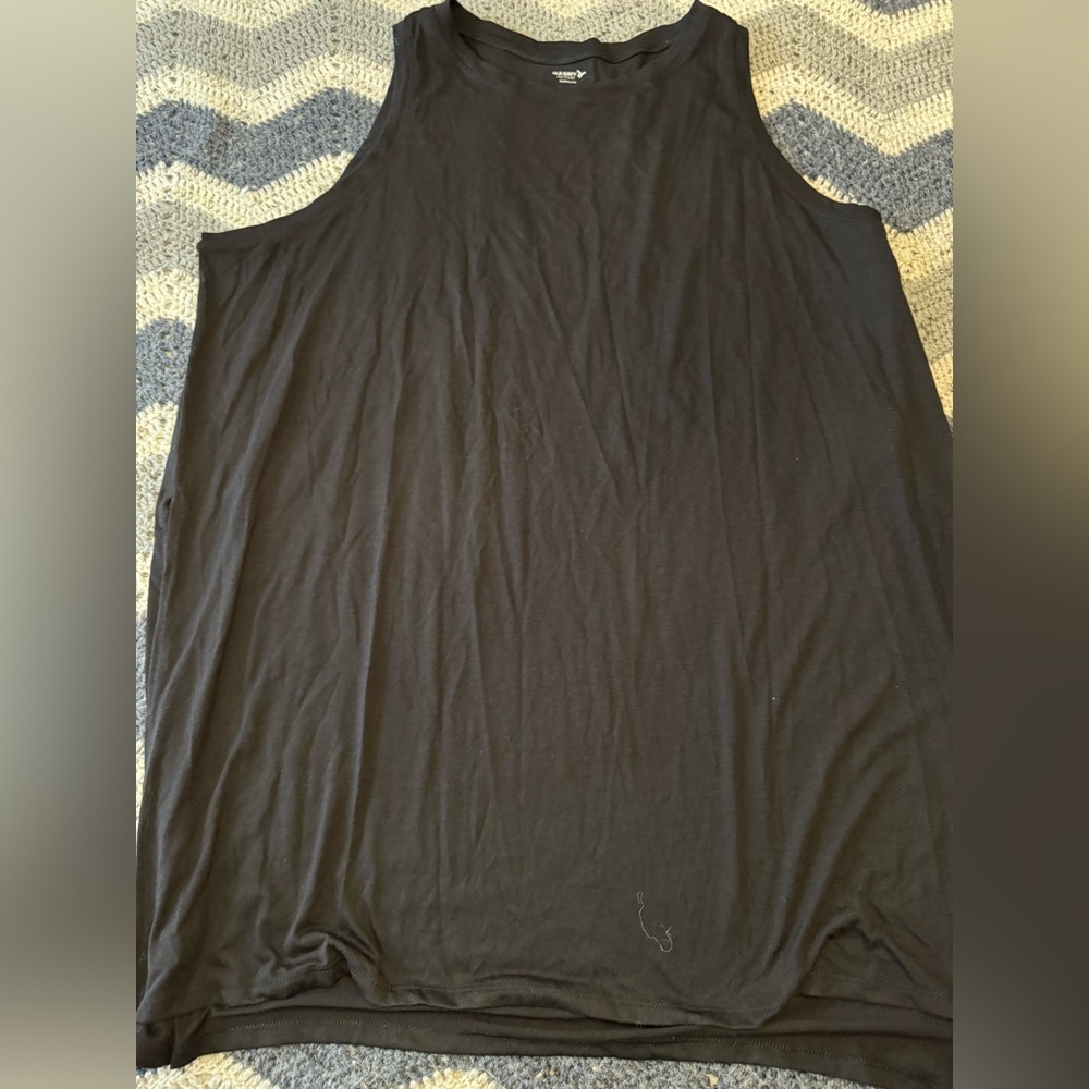 Old Navy Active Black Ultralite Top